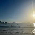 Seu Ap Na Quadra Da Praia